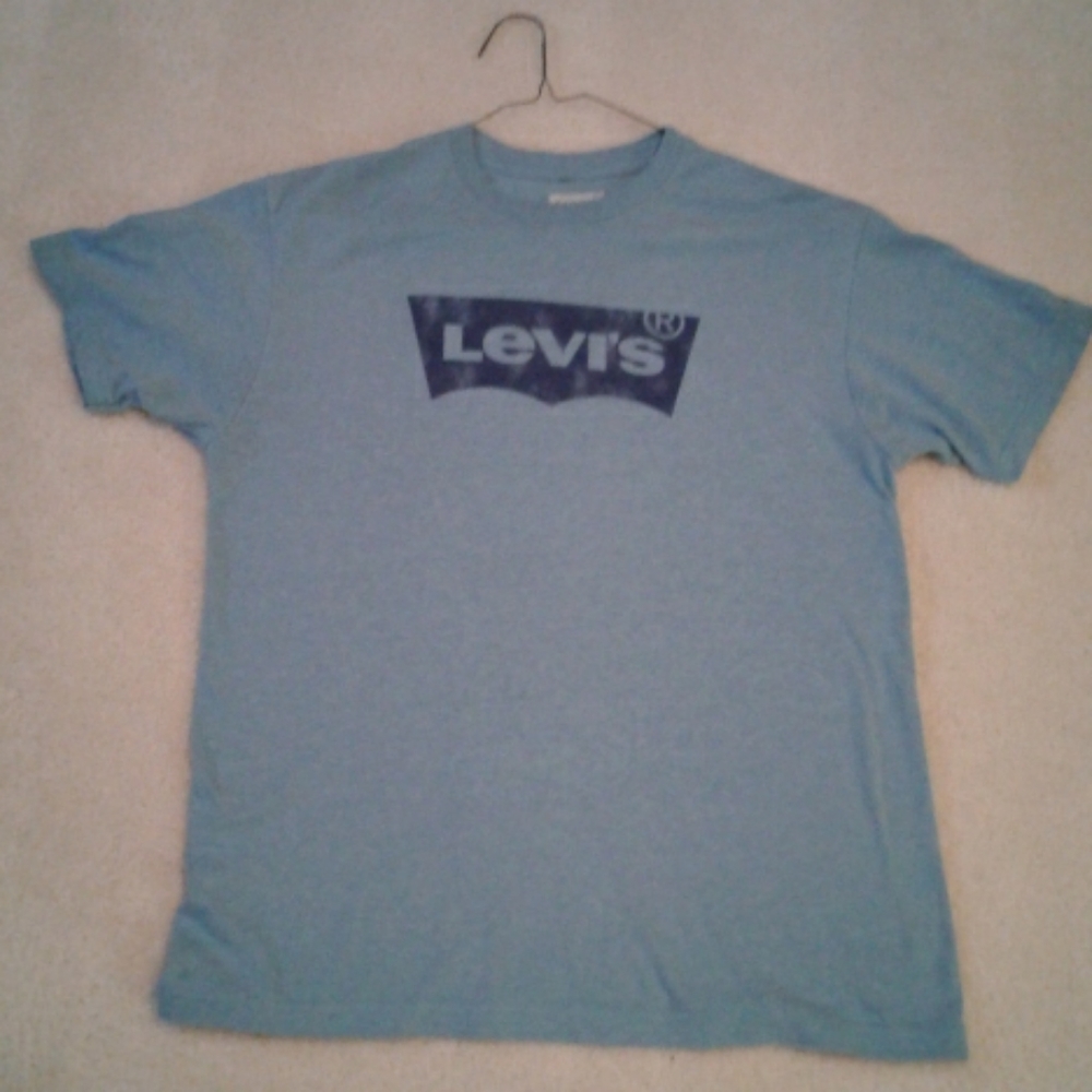 Mens Levi T Shirt Size Large